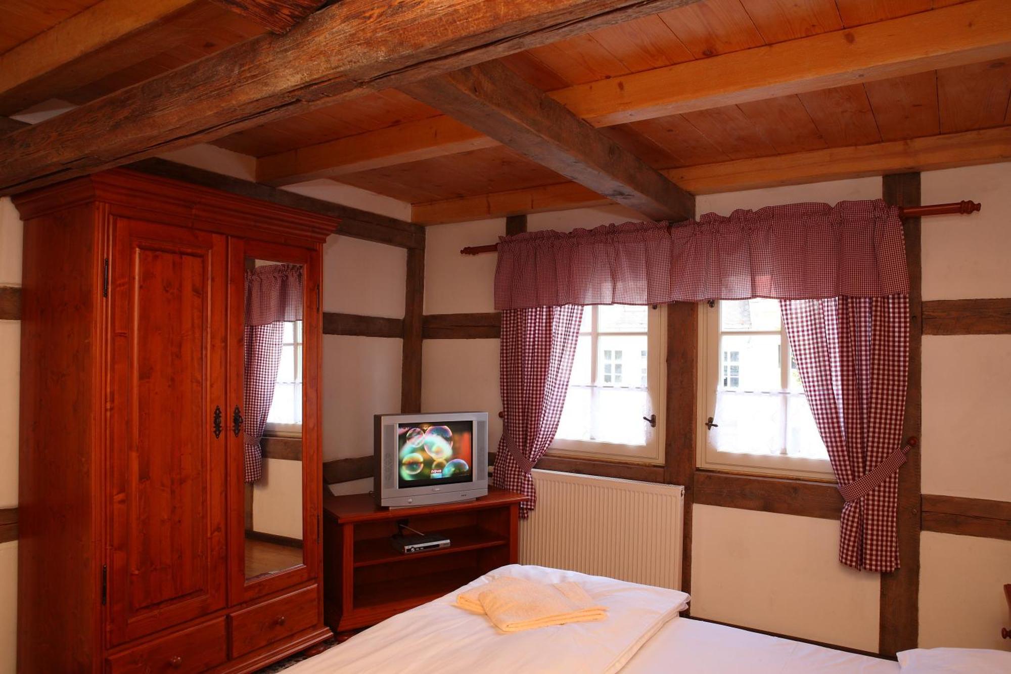 Hradni Basta Hotel Bečov nad Teplou Kamer foto